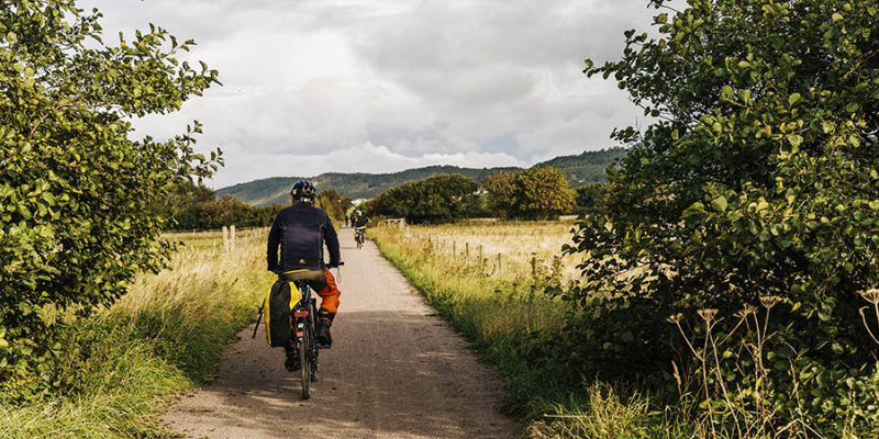 Fietsen-langs-de-boerderijen-in-Skane