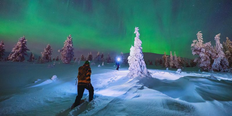 Op zoek naar het noorderlicht met sneeuwschoenen