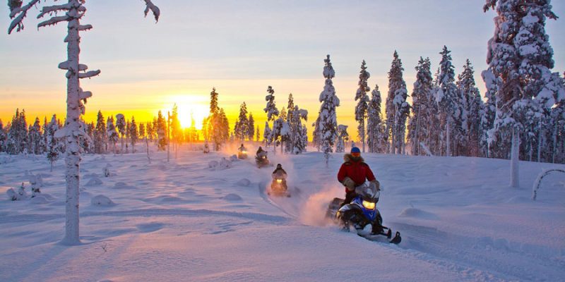 Meerdaagse sneeuwscootertocht in Lapland