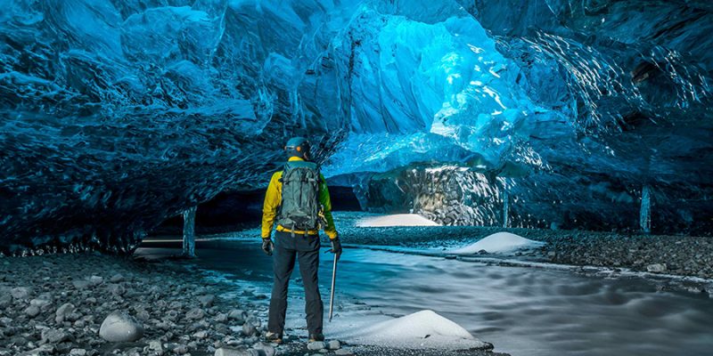 Islande-grotte-de-glace-naturelle©-IceCave