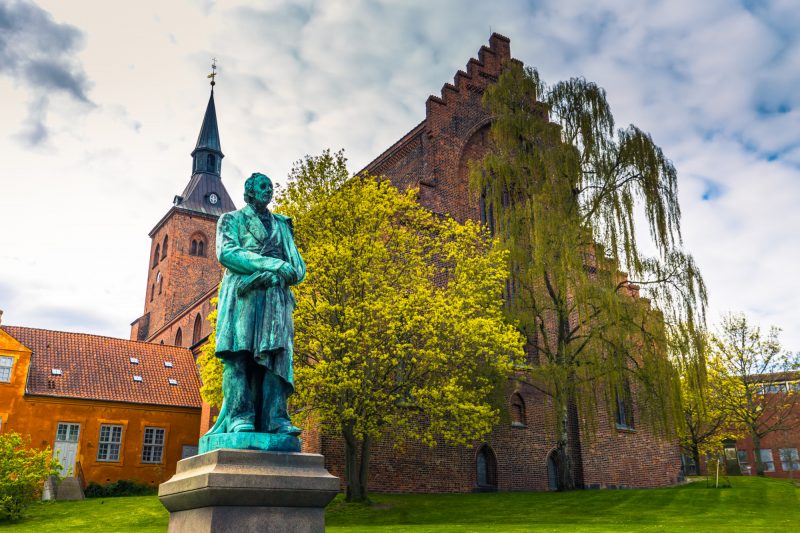 Standbeeld Hans Christian Andersen in geboortestad Odense