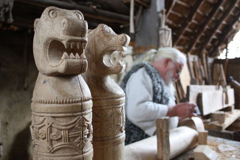 sculpture en bois viking