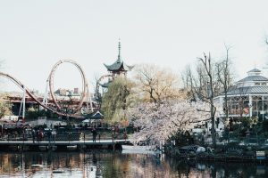 Le plus ancien parc d'attractions du monde - Tivoli au Danemark - ©Malin Poppy Darcy Mörner
