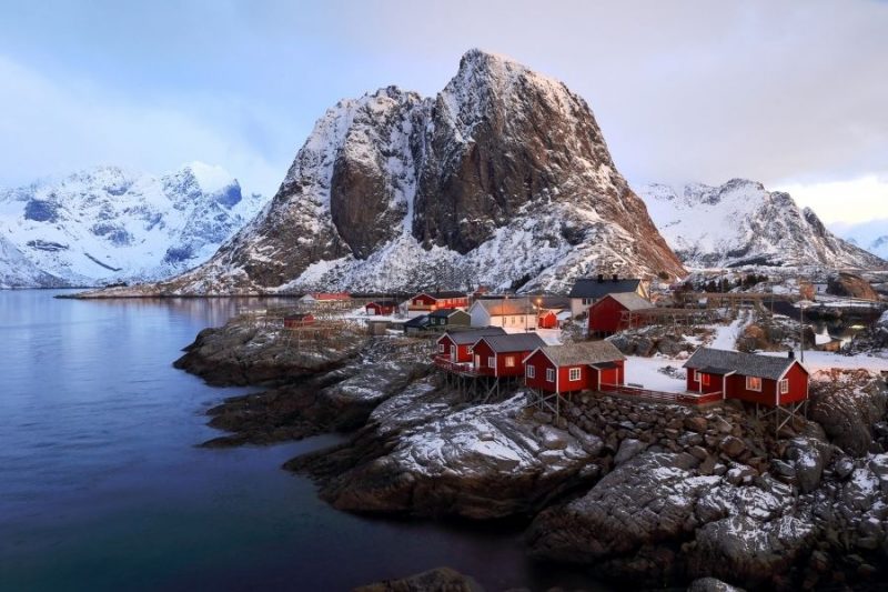 îles Lofoten et cabanes de pêcheurs