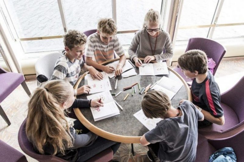 Nouer des amitiés à bord