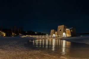 Découvrez l'hôtel de luxe flottant Arctic Bath