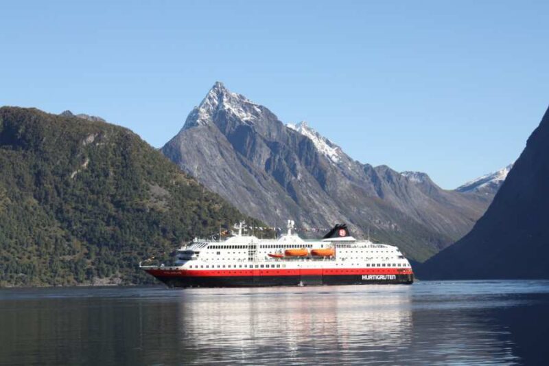 Bateau Hurtigruten