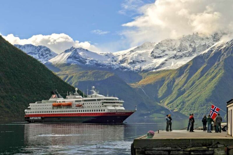 Navires Hurtigruten