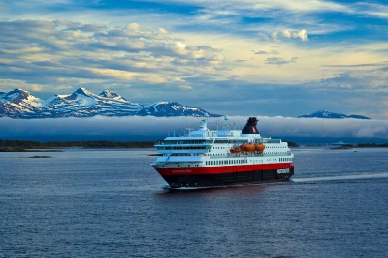 Navires Hurtigruten