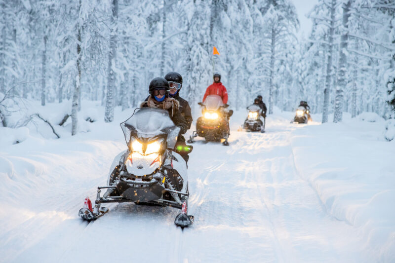 motoneige en Laponie avec Nordic
