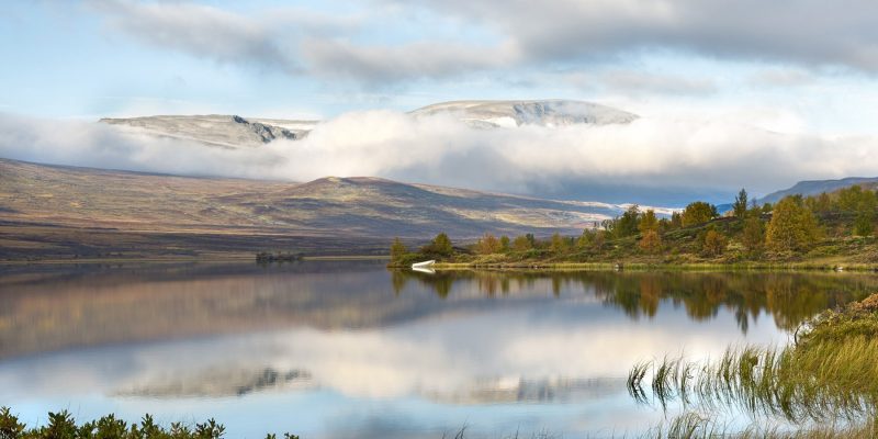 Randonnée le long d'un lac - Hallingdal, Norvège